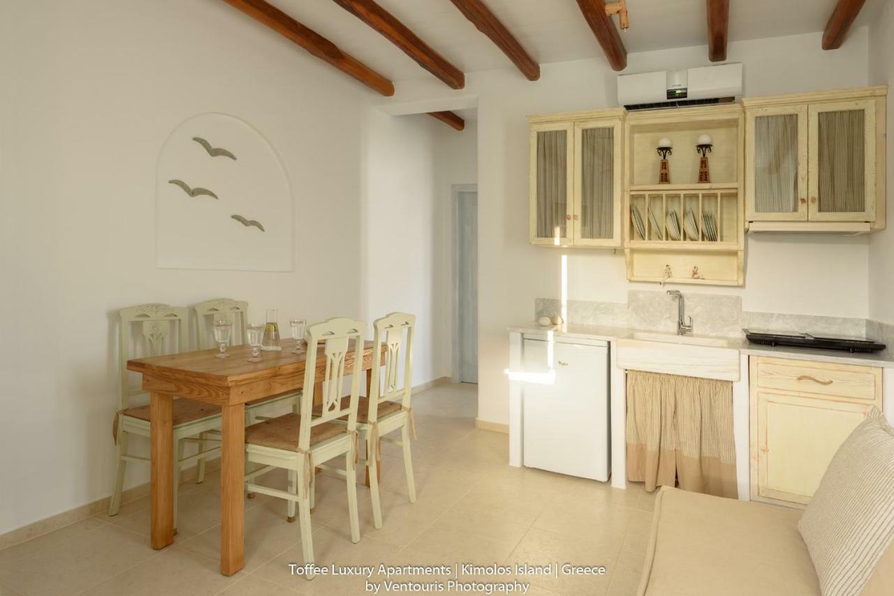 Villa Toffee Kímolos Exterior foto
